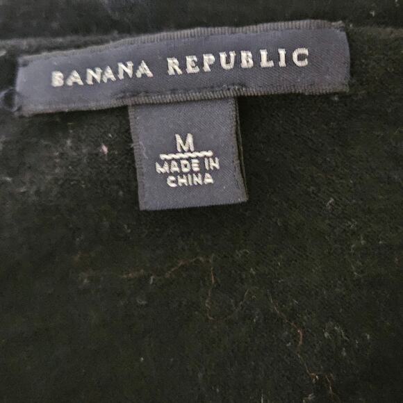 Banana Republic Black Wool and Cashmear Blend Sweater Size Medium - Picture 3 of 4